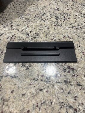 Microsoft Xbox One Vertical black stand GUC